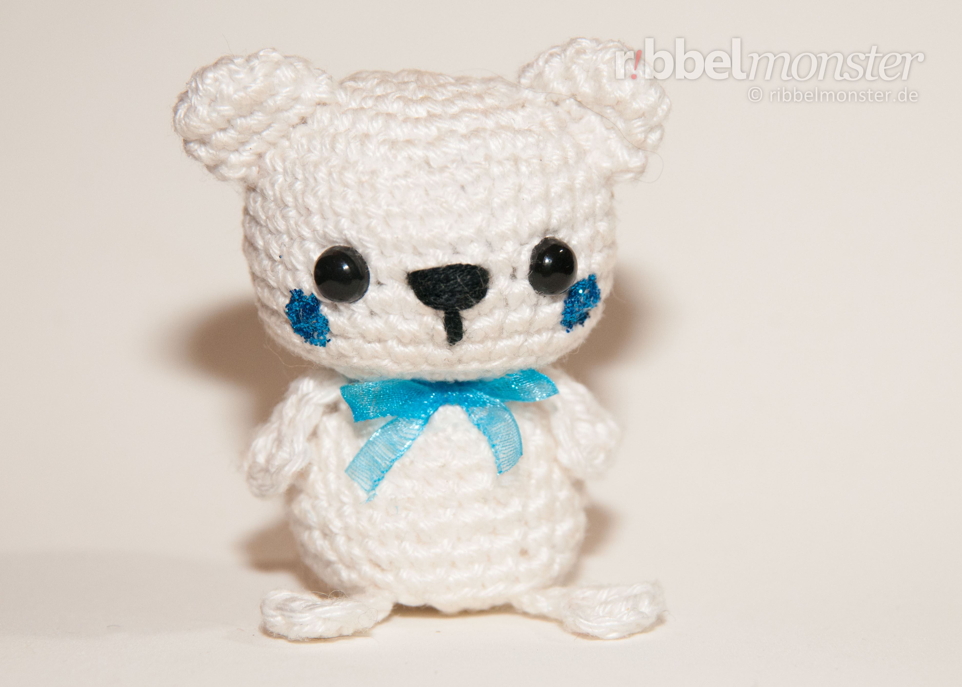 Amigurumi - Minimee Crochet Polar Bear - Ole - pattern - free crochet pattern