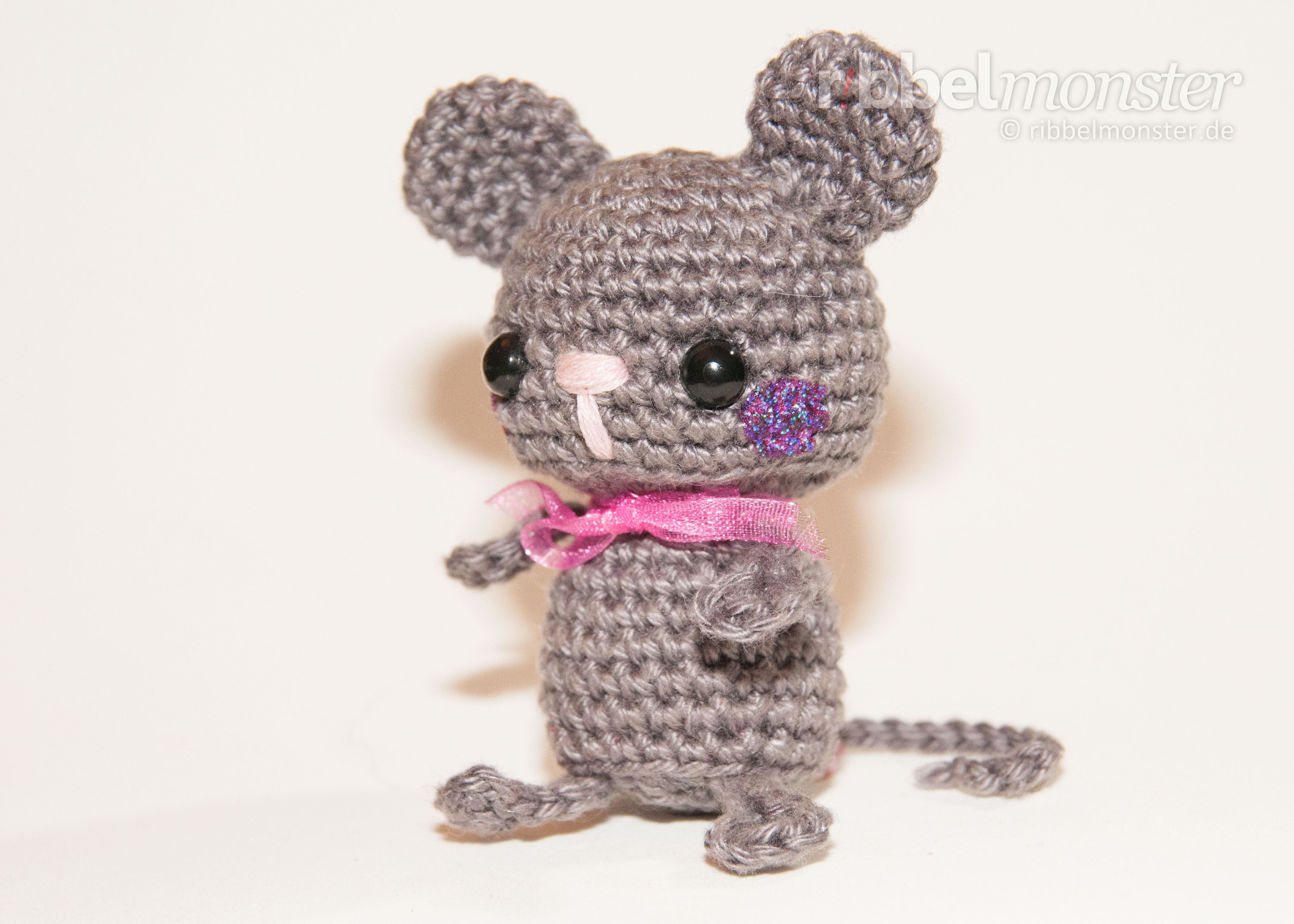 Amigurumi - Minimee Crochet Mouse - Lina - crochet pattern - free pattern