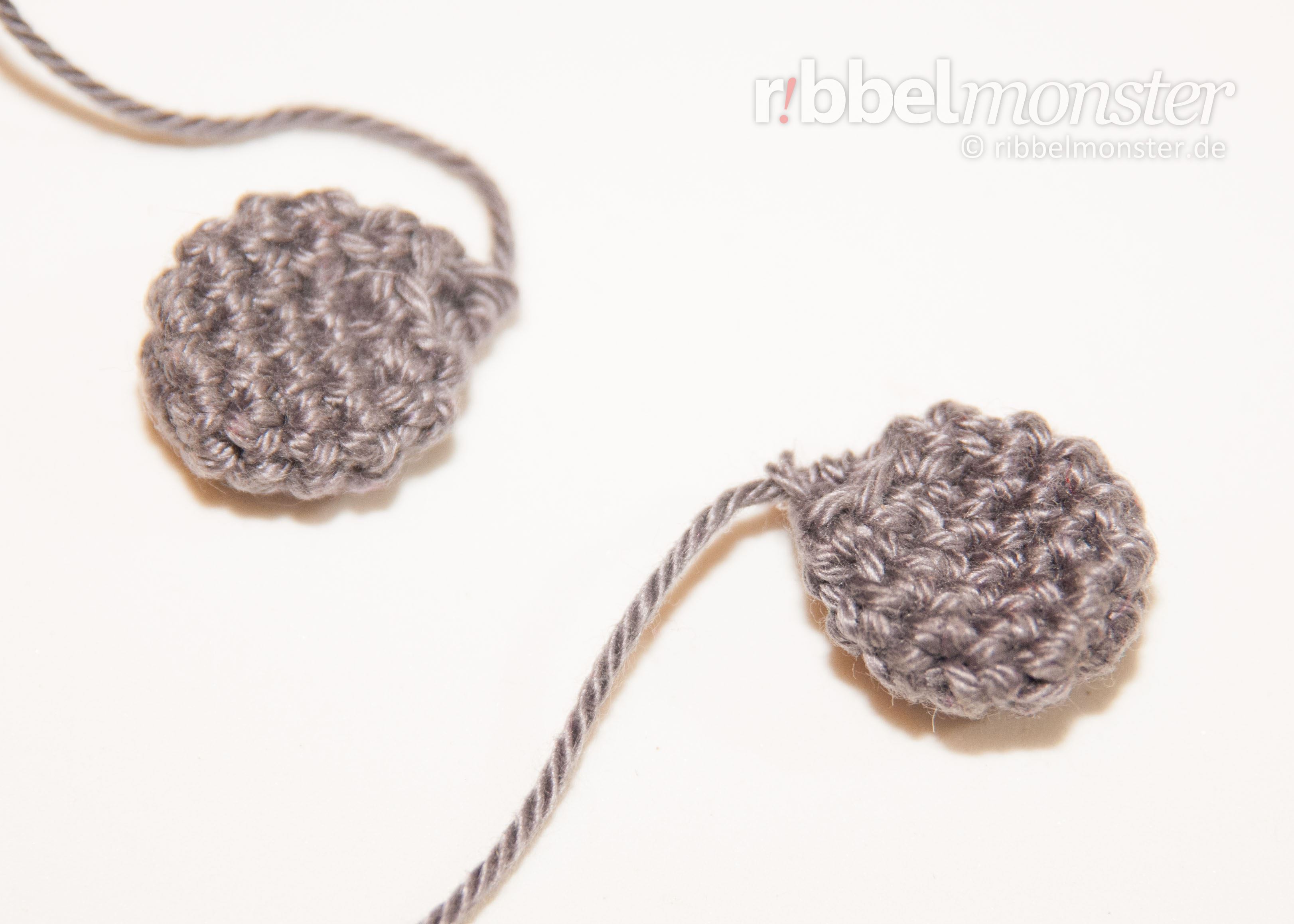 crochet pattern - free pattern - Amigurumi - Minimee Crochet Mouse - Lina