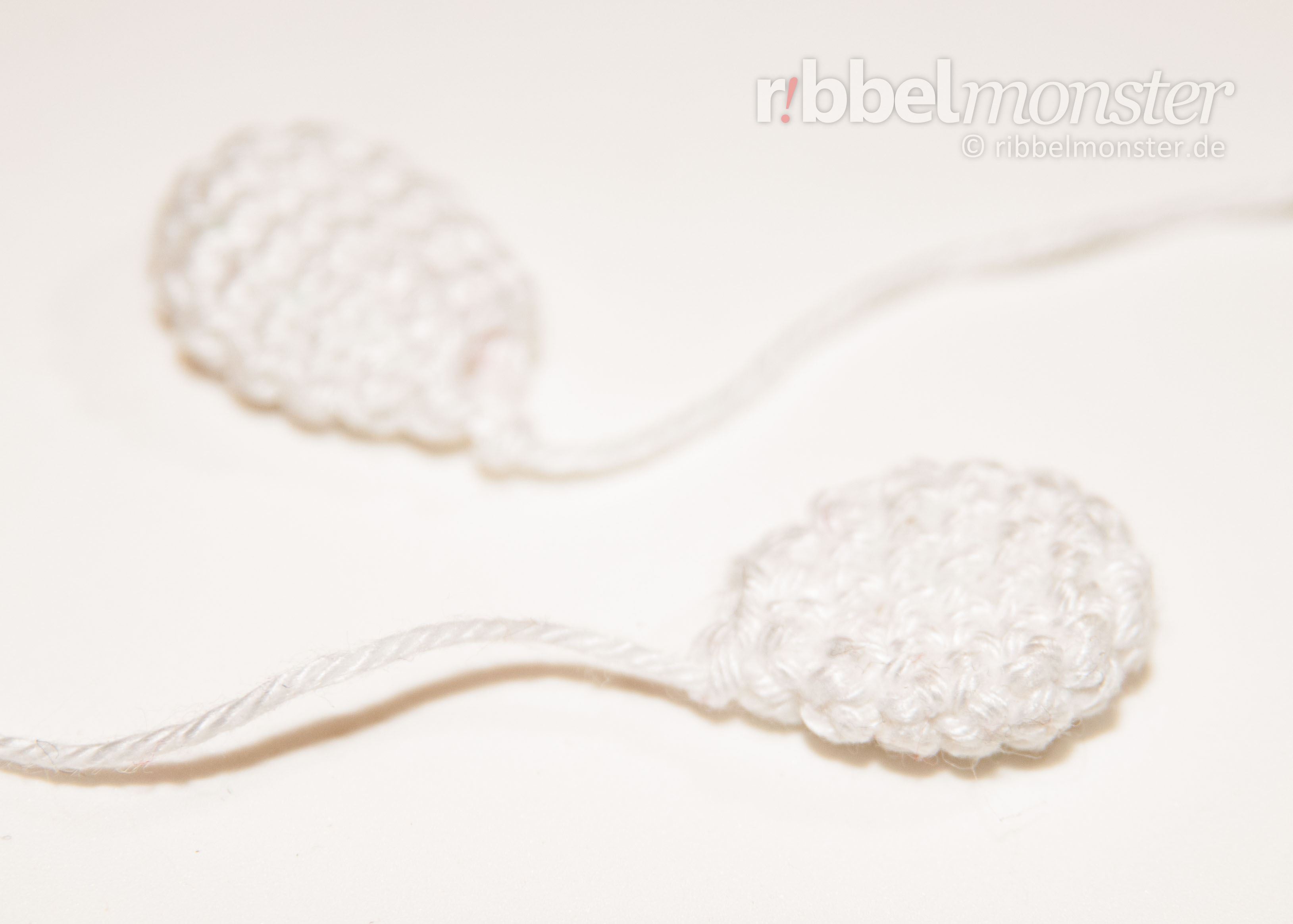 pattern - crochet pattern - Amigurumi - Minimee Crochet Bumblebee - Malo