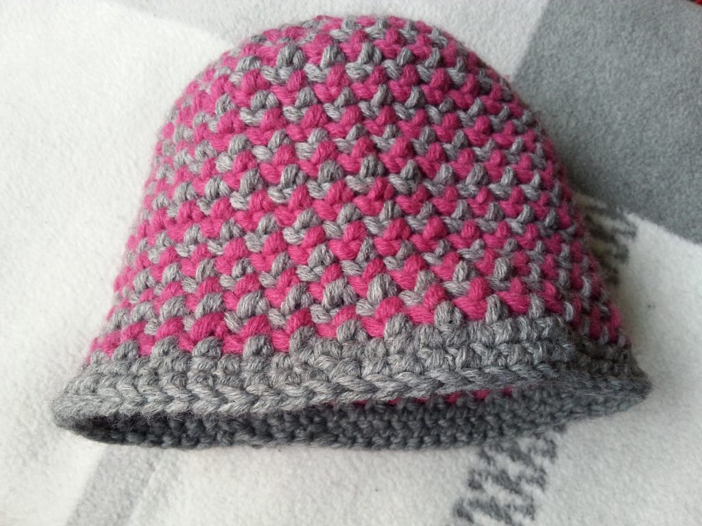 Mütze häkeln Long Beanie mit verschiedenen Maschen Häkelanleitung