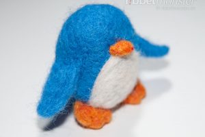 Nadelfilzen Anleitung - gefilzter Pinguin Pauly