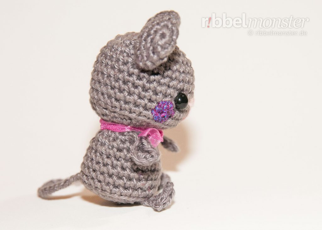 Amigurumi - Minimee Crochet Mouse - Lina - free crochet pattern - pattern