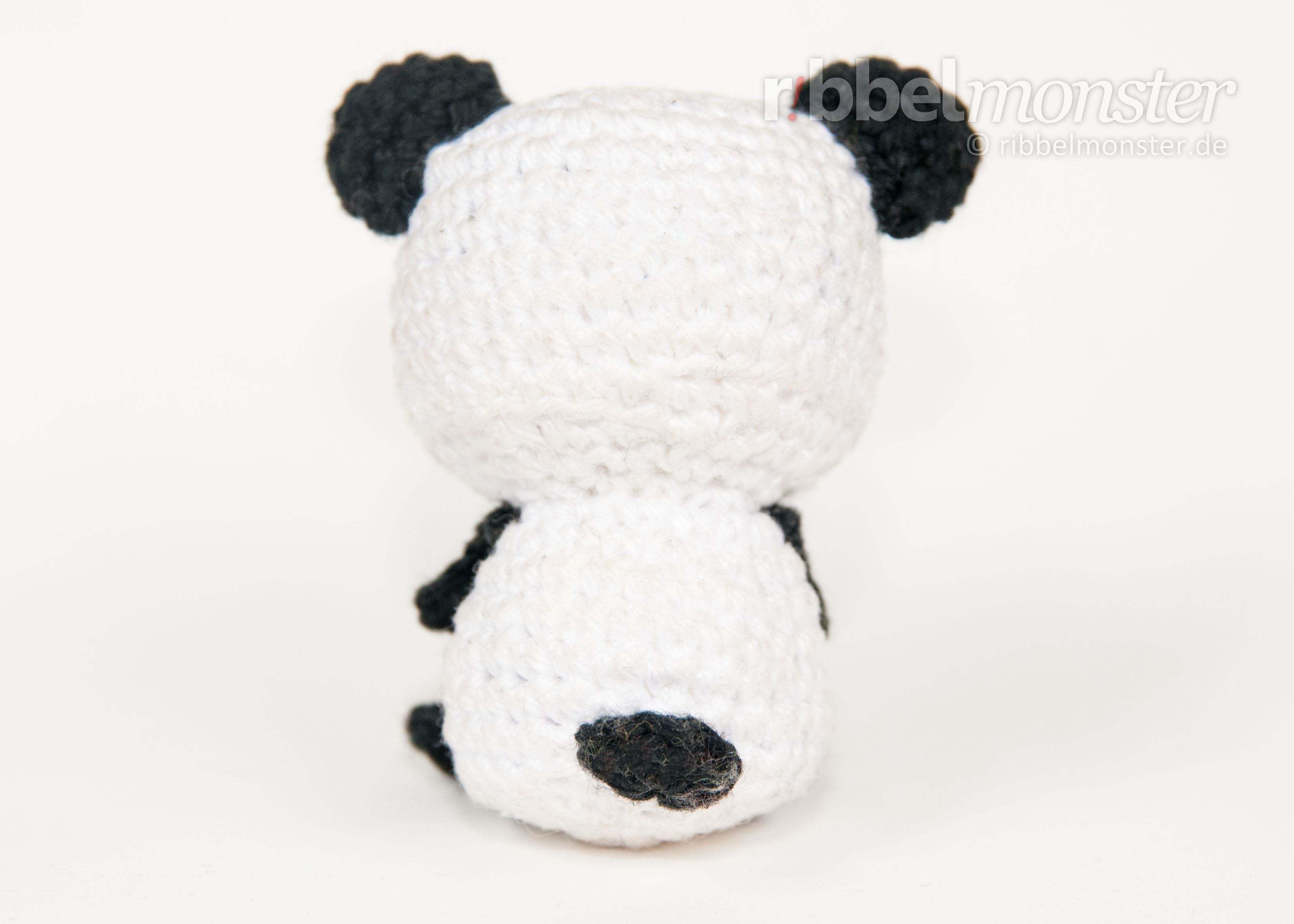 Amigurumi - Minimee Crochet Panda Bear - Eiko - free pattern - crochet pattern