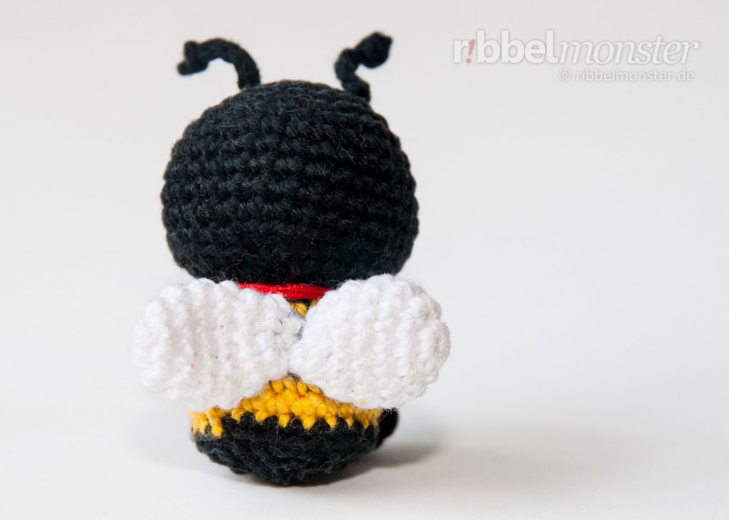 Amigurumi - Minimee Crochet Bumblebee - Malo - free crochet pattern - pattern
