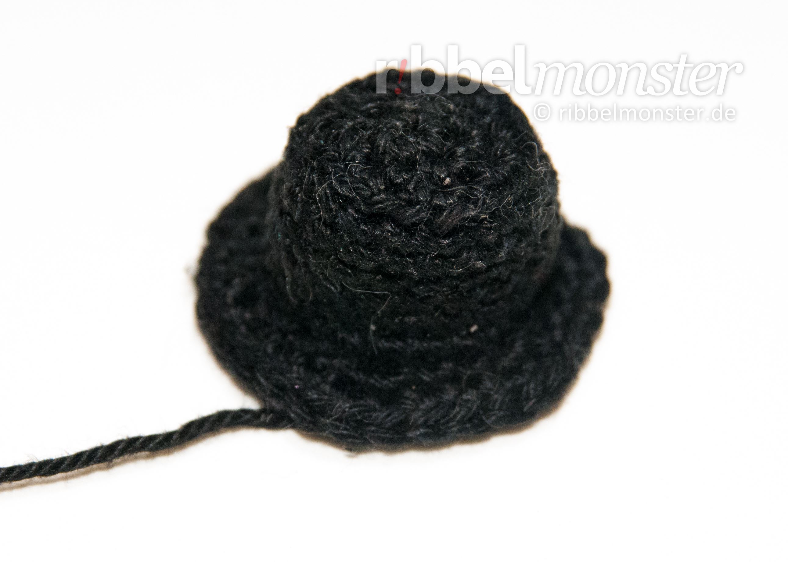 Amigurumi - Minimee Crochet Chimney Sweeper - Hubert - pattern - free crochet pattern