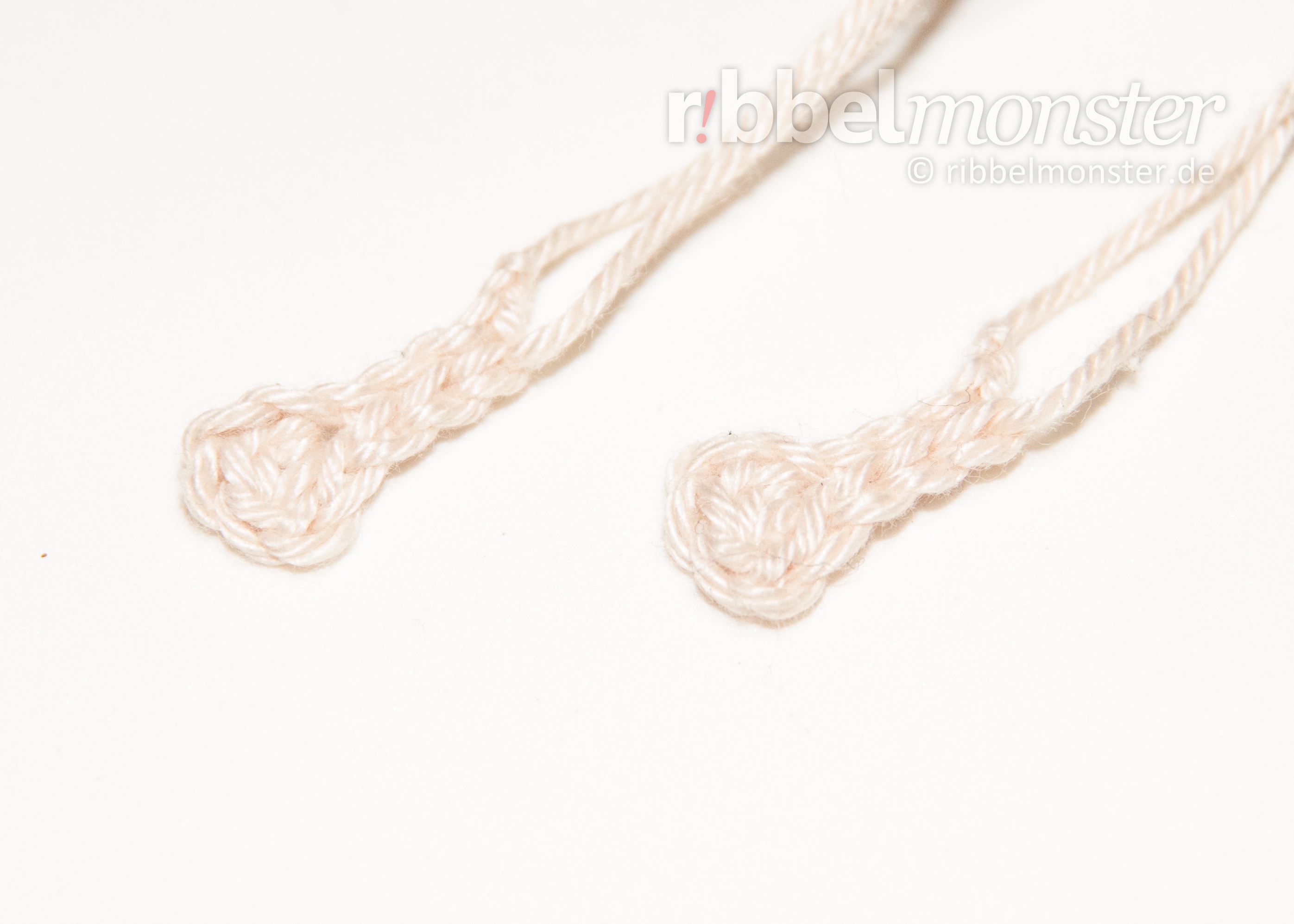 Amigurumi - Minimee Crochet Chimney Sweeper - Hubert - crochet pattern - free pattern
