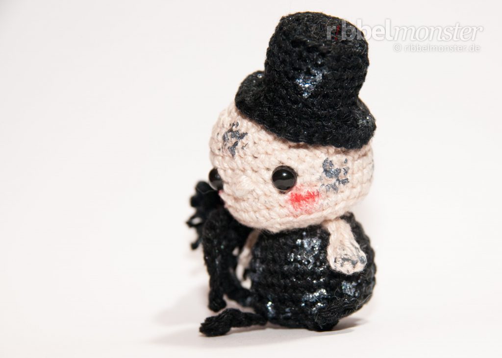 Amigurumi - Minimee Crochet Chimney Sweeper - Hubert - free pattern