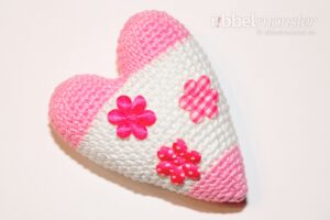 Amigurumi - Crochet big Tilda heart - crochet pattern - tutorial for free