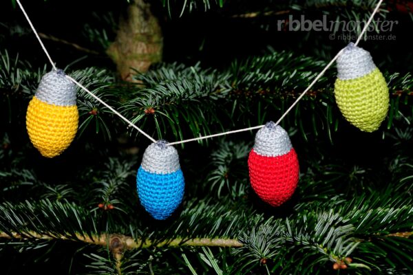 Amigurumi - Kleinste Weihnachtslichter häkeln - kostenlose Häkelanleitung - gratis Anleitung