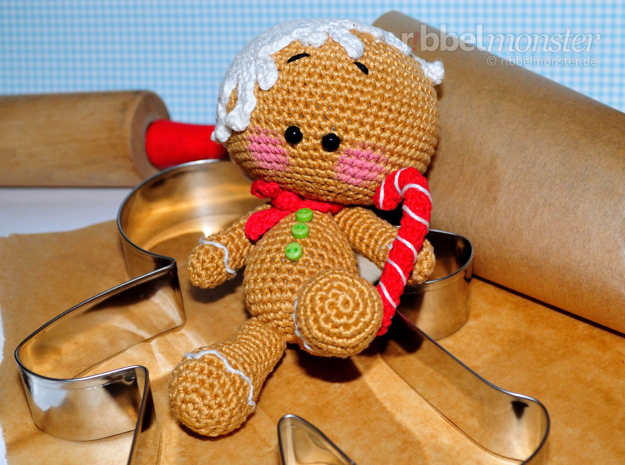 Amigurumi - Crochet Gingerbread Man - Pepe - free crochet pattern - gratis pattern