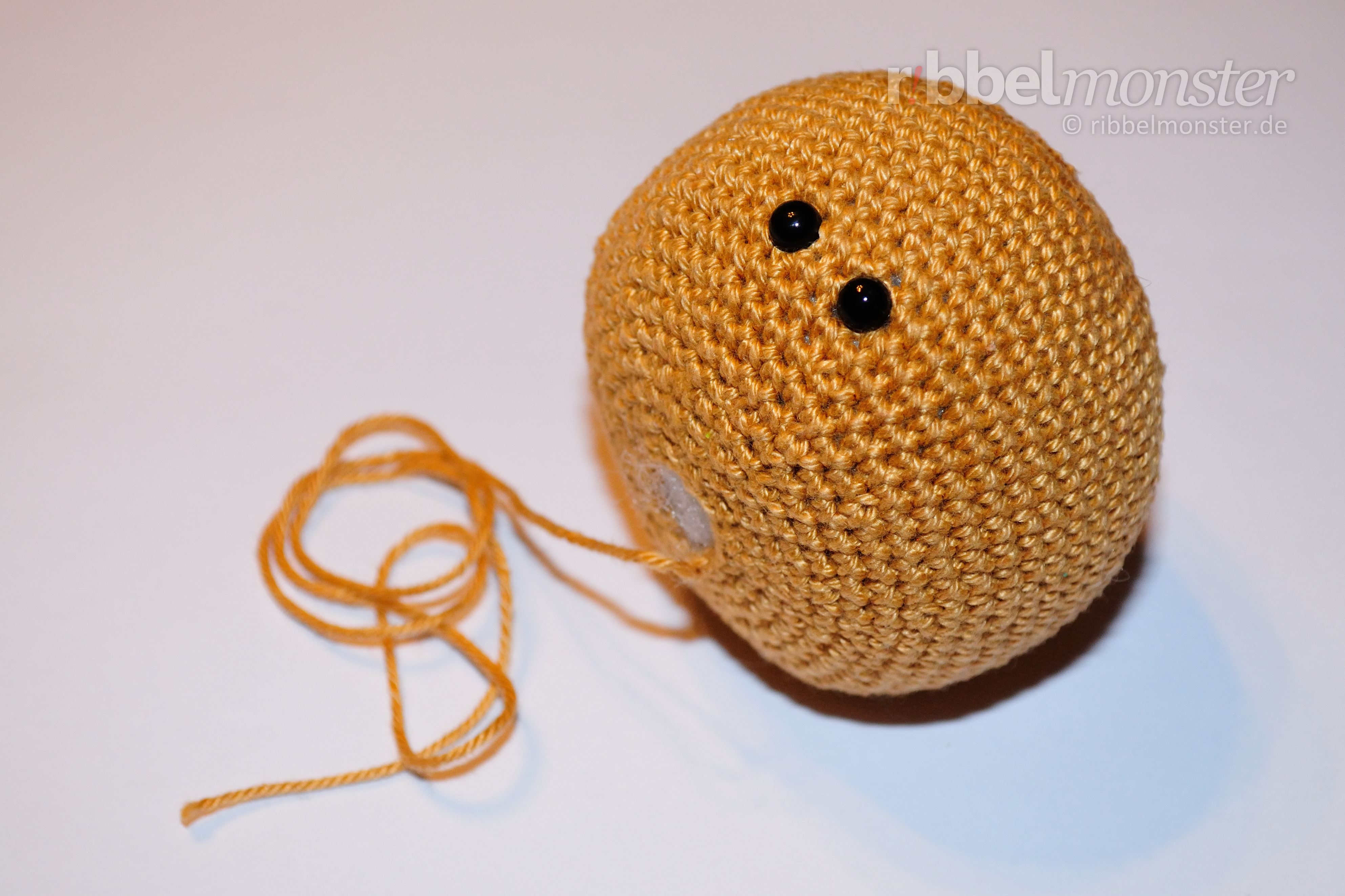 Amigurumi - Crochet Gingerbread Man - Pepe - free crochet pattern
