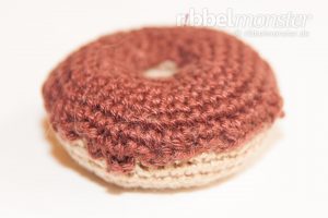 kostenlose Anleitung - Amigurumi - großen Schoko Donut häkeln